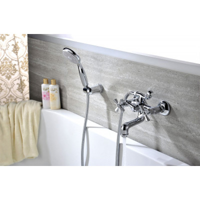 Смеситель для ванны Lemark Benefit LM2502C